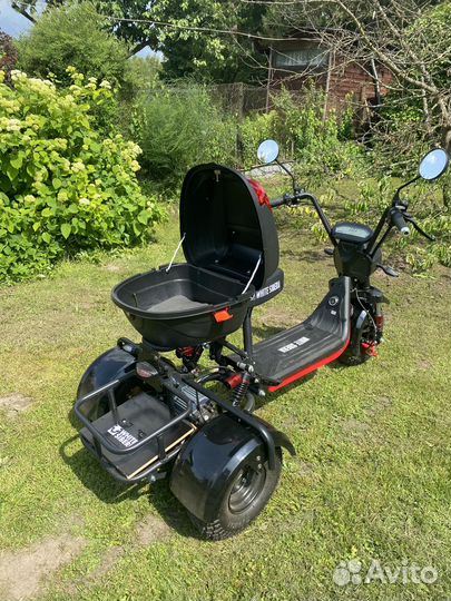 Электроскутер White Seberia 1500W