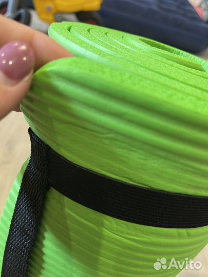 Коврик для йоги и фитнеса