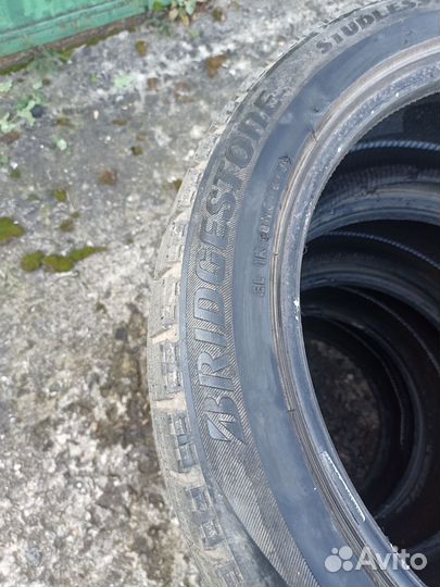 Bridgestone Blizzak VRX 245/45 R18 118B