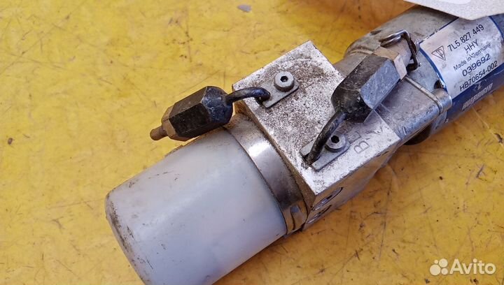 Механизм подъема двери (крышки) багажника Cayenne