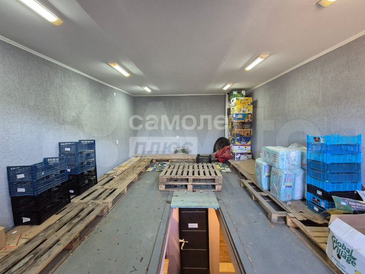 Гараж, > 30 м²