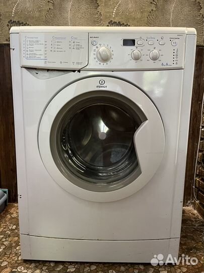 Стиральная Indesit под ремонт или на запчасти