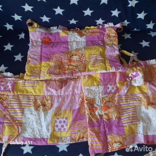 Бортики в детскую кроватку