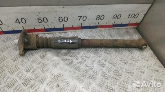 Амортизатор задней балки volkswagen passat B5 (YEA