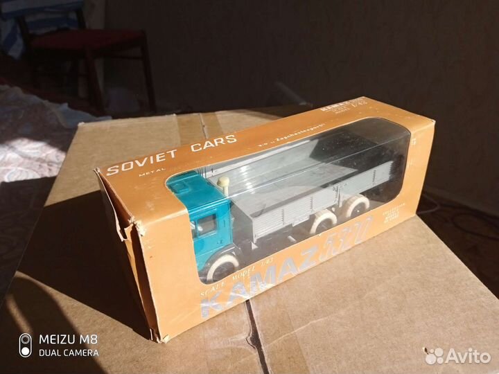 Камаз 5320 с белыми колесами 1 43