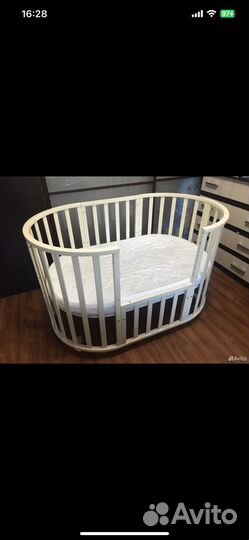 Детская кроватка