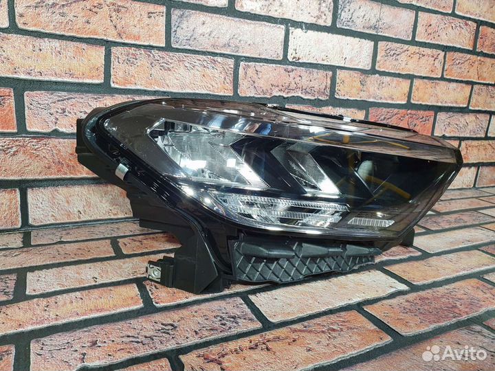 Фара передняя правая volkswagen polo 6