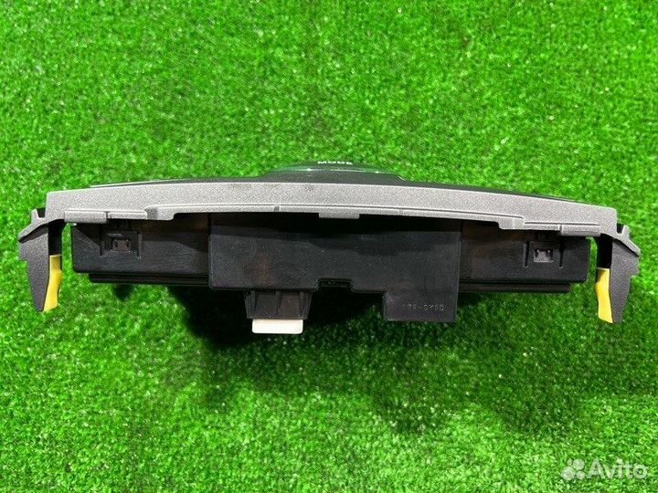 Блок управления климат-контролем Toyota Corolla