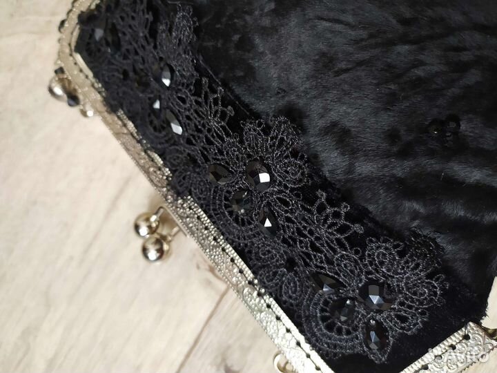 Женская сумка из натурального меха