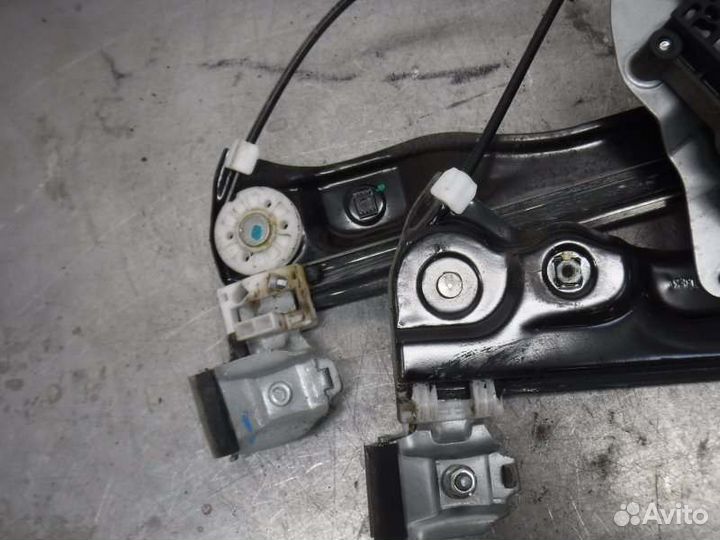 Стеклоподъемник передний правый Chevrolet Cruze