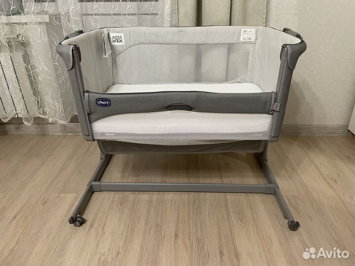 Приставная кроватка chicco