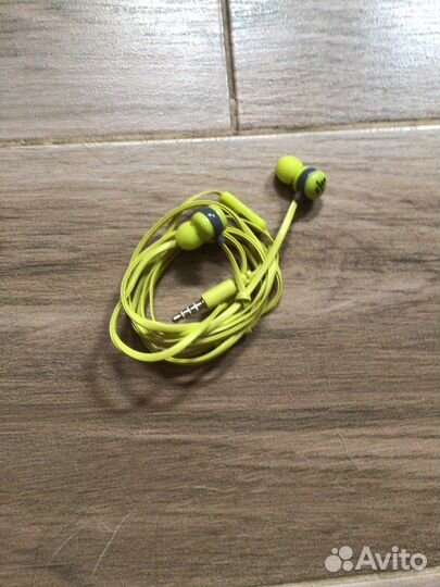 Наушники проводные