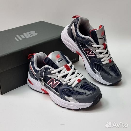 Женские кроссовки new balance 530