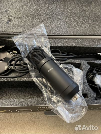 Микрофон Ritmix RDM-180 Black