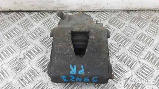 Суппорт тормозной передний правый skoda fabia 2 (9