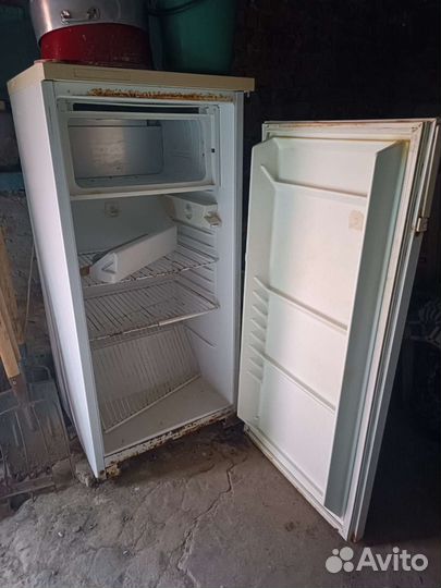 Холодильник