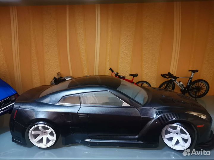 Корка кузов 1/10 Nissan GTR (260-190)