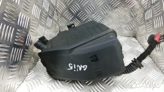 Блок предохранителей volvo S80 2 (GNI05M101)