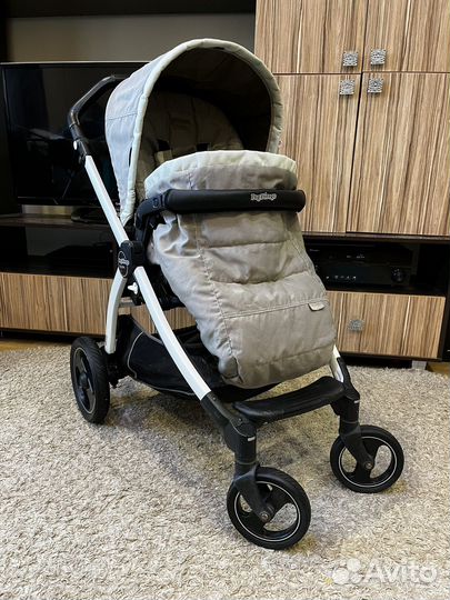 Прогулочная коляска peg perego book