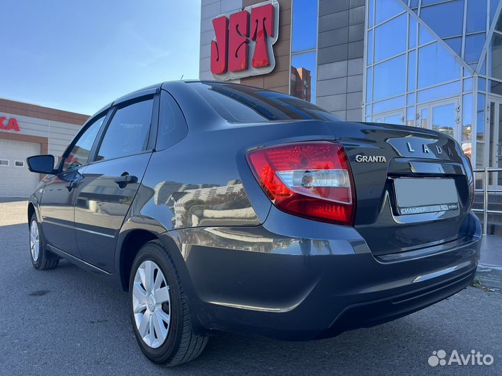 LADA Granta 1.6 МТ, 2022, 27 000 км