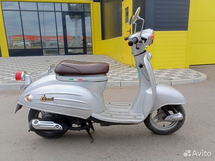 Suzuki Verde ретро скутер