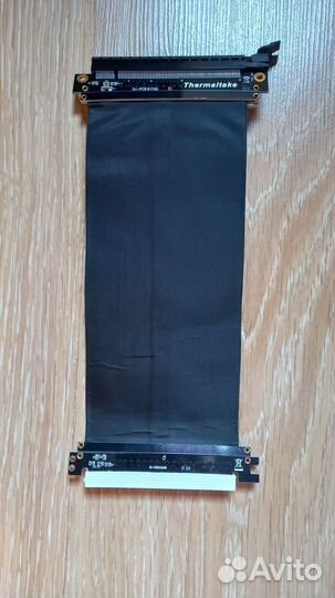 Райзер thermaltake Gaming PCI-E 3.0 X16 200мм