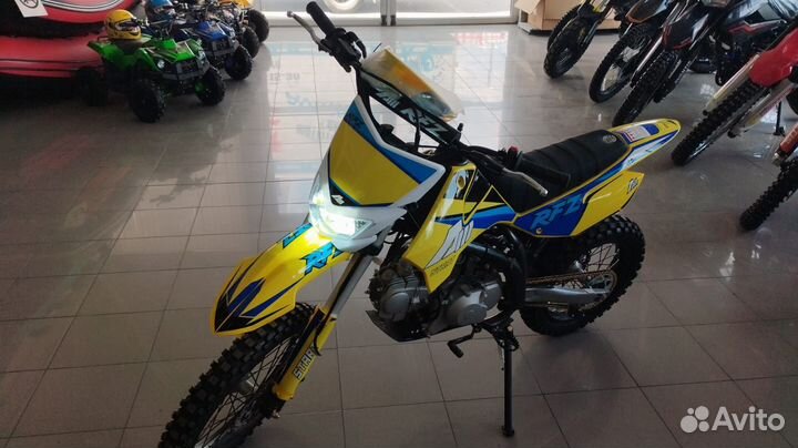Питбайк RFZ start 125LE 17/14 на Доватора 151