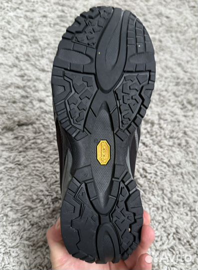 Трекинговые софтшелл ботинки.ascot