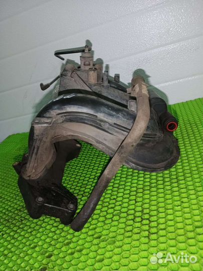 Впускной коллектор 1.8 zetec ford focus 1