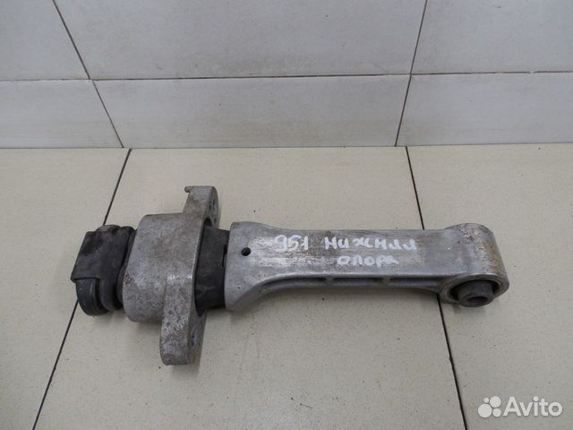 Опора двигателя передняя Sportage 2016