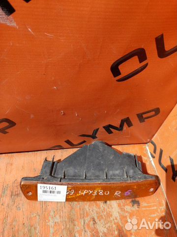 Повторитель в бампер правый Toyota Land Cruiser