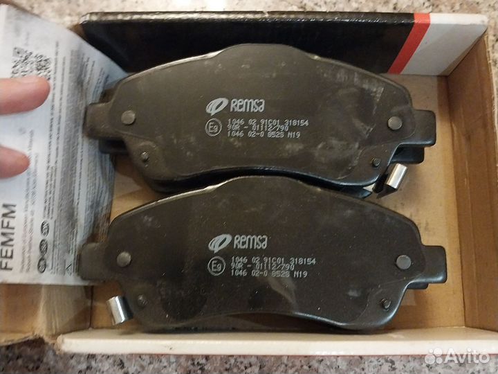 Колодки на toyota avensis 2006 передние и задние