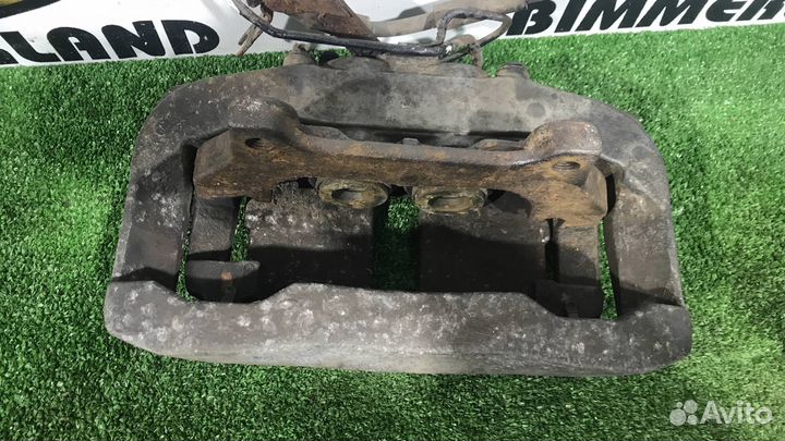 Суппорт тормозной передний Volkswagen Phaeton 3D1