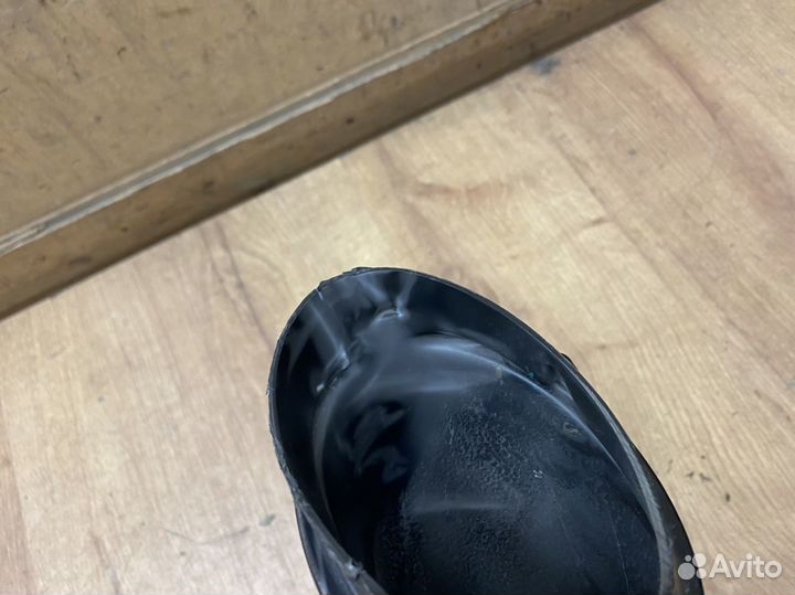 Патрубок воздушного фильтра Porsche Cayenne 2010-2