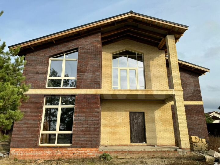 Дом 257,9 м² на участке 12,4 сот.