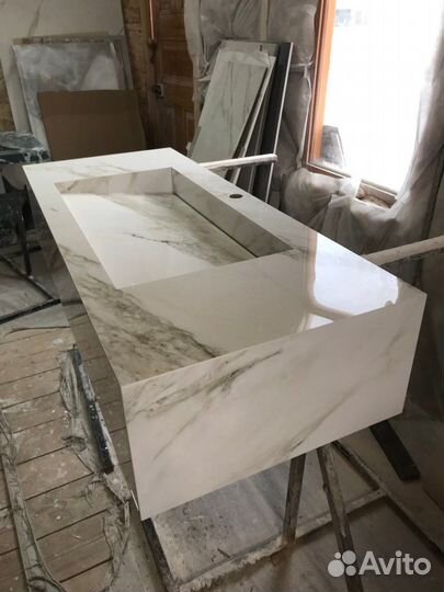 Раковина из искусственного камня