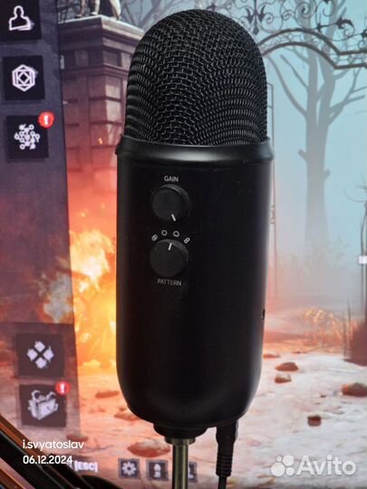 Студийный микрофон blue yeti