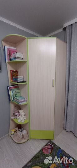 Мебель в детскую комнату