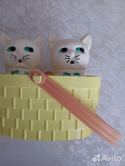 Котята в корзинке СССР