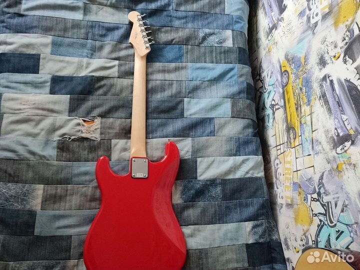 Электрогитара Fender squier mm stratocaster red