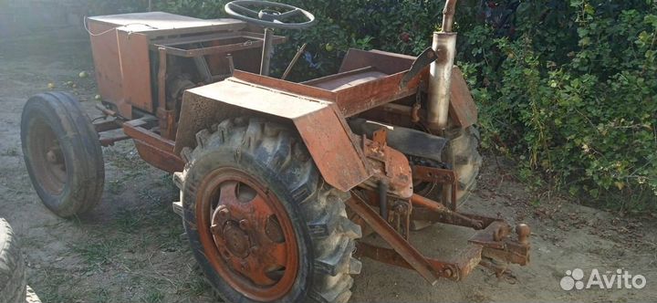 Мини-трактор, 2000