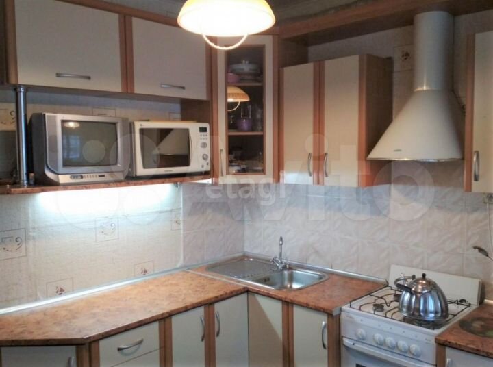 2-к. квартира, 52 м², 8/10 эт.