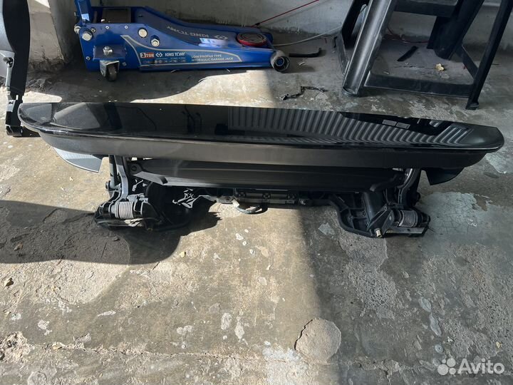 Спойлер на porsche панамеру