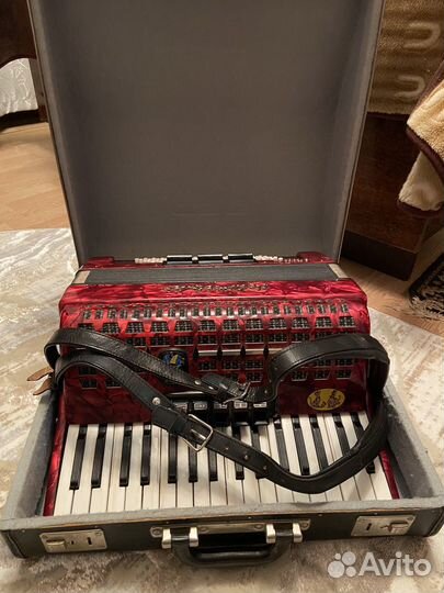 Аккордеон weltmeister meteor 3/4