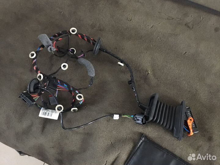 Жгут проводов двери