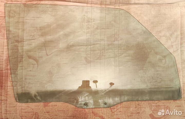 Стекла от Mitsubishi podjero II