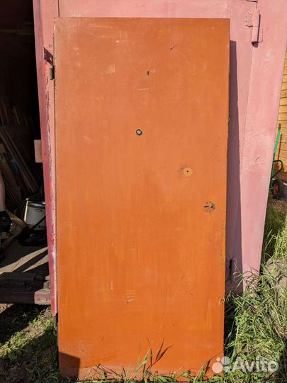Дверь входная металлическая