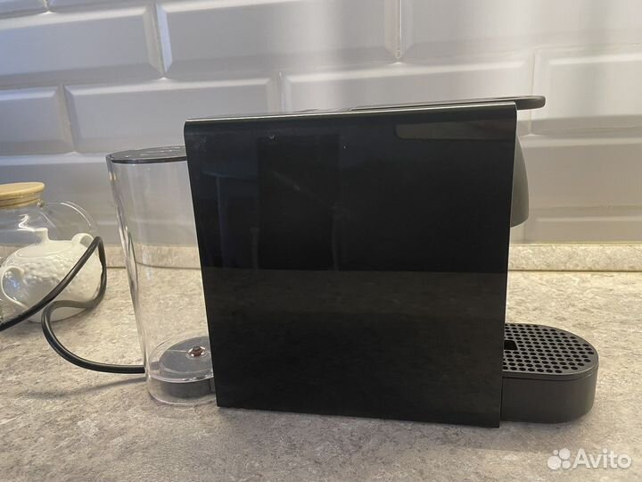 Кофемашина капсульная Nespresso C30 Essenza Mini