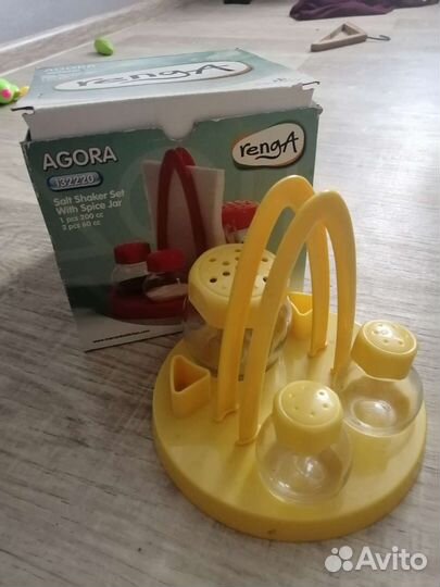 Солонка и перечница