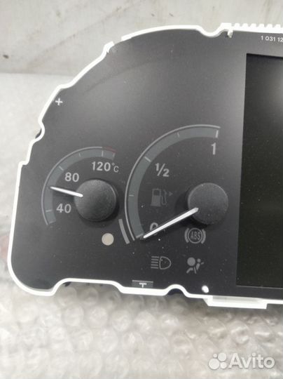 Панель приборов Мерседес W221